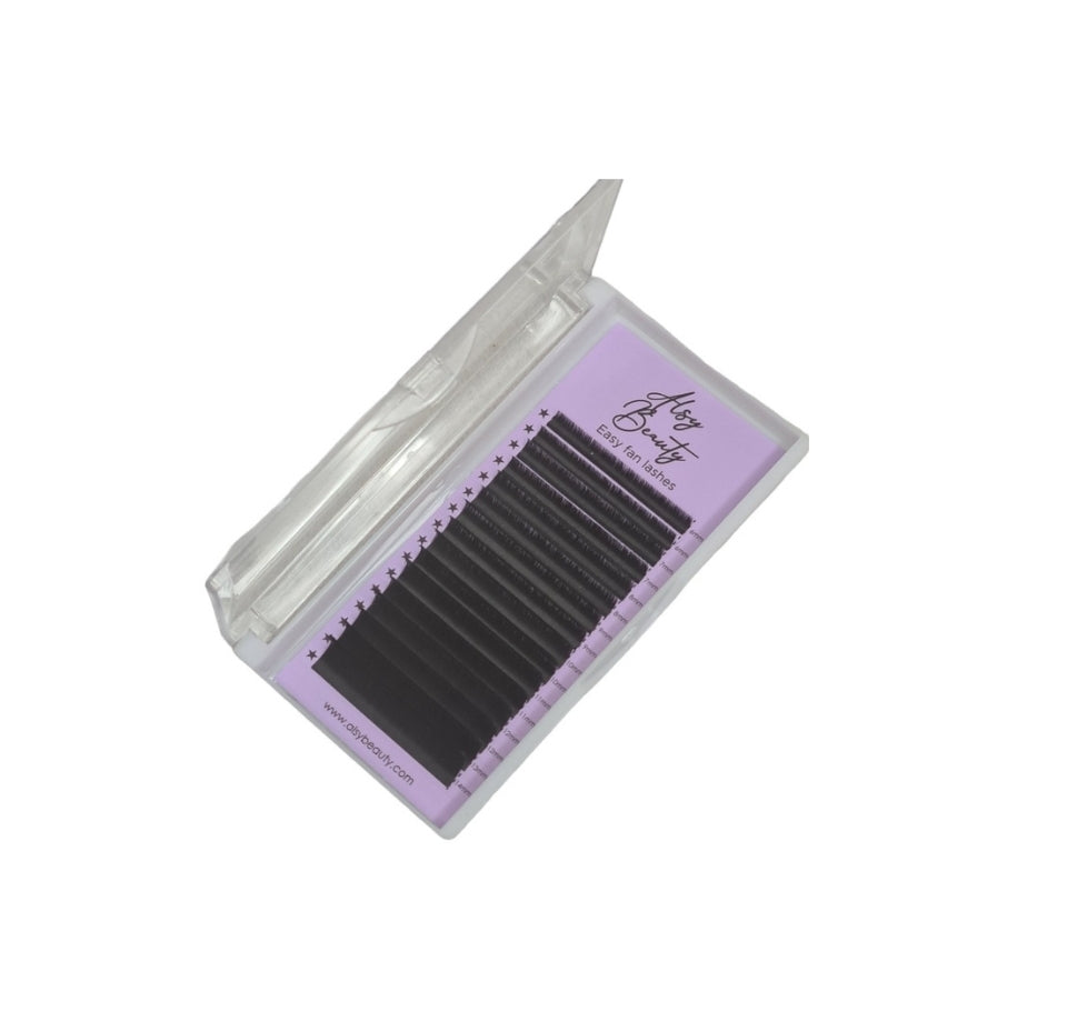 Easy fan lashes